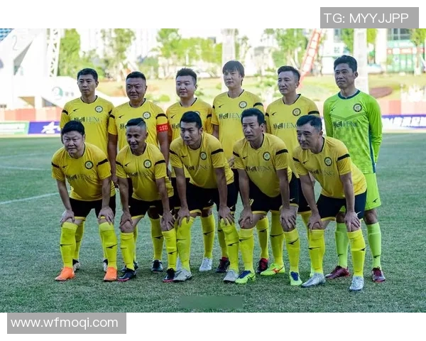 老年足球明星重返赛场的传奇故事与名字大全 老年足球明星重返赛场的传奇故事与名字大全